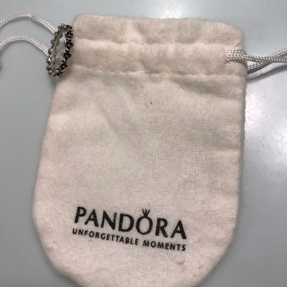 Pandora Ring